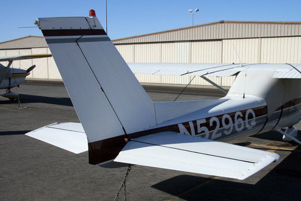 Cessna 150 tail